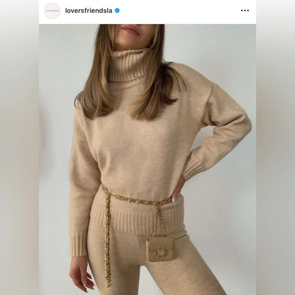 NWOT Lovers + Friends Jalisa Turtleneck Sweater Light Oatmeal Size Small - Picture 3 of 8